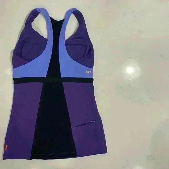 Lucy Racer Back Athletic Tank - Picture 4 of 5